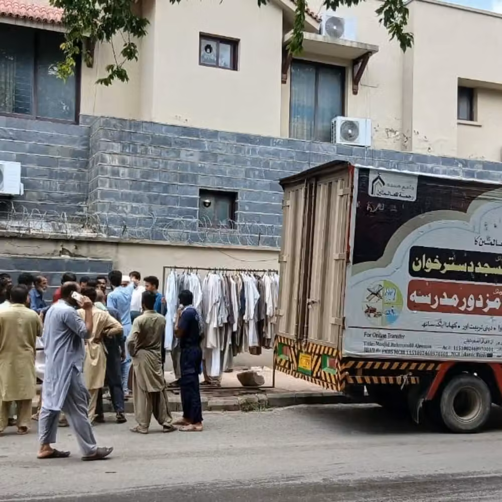 Masjid Container reaching workers and people in the community